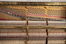 Klavier Steinway & Sons K-132
